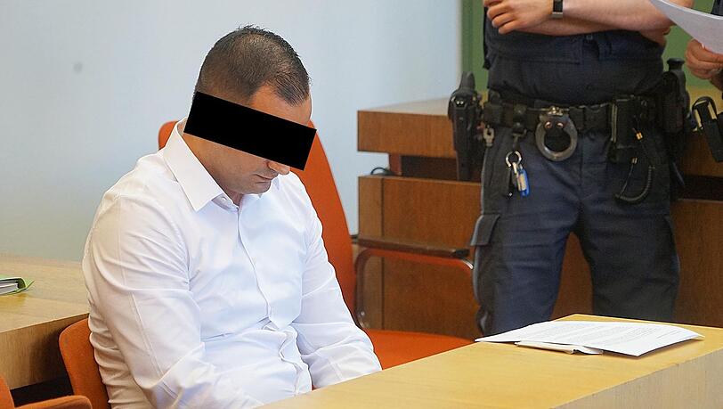 Er hat geschossen: Der 27-jährige Münchner ist wegen versuchtem Totschlag angeklagt. Er hat geschossen: Der 27-jährige Münchner ist wegen versuchtem Totschlag angeklagt.