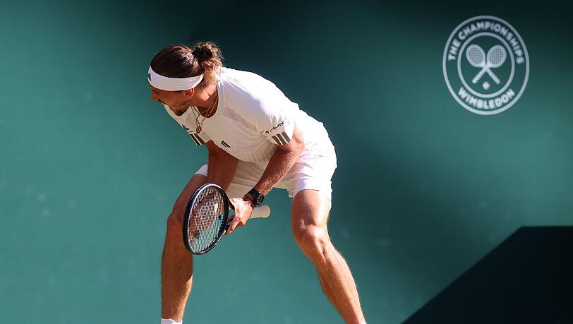 Alexander Zverev jubelt über den ersten Satzgewinn. Alexander Zverev jubelt über den ersten Satzgewinn.