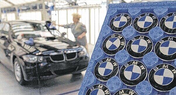 BMW-Endmontage in Leipzig: Der X1 belebt das Geschäft doch so gut wie 2007 wird es frühestens 2013, schätzt Experte Dudenhöffer. ddp