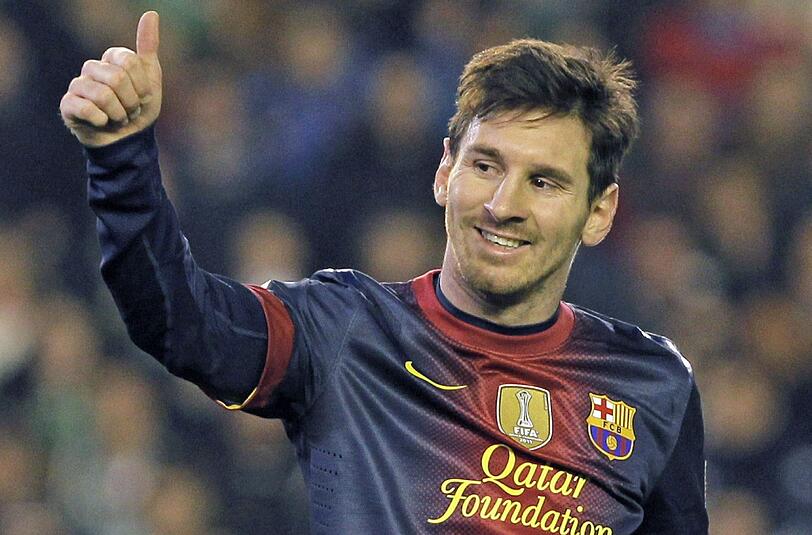 Von einem Rekord-Mann zum nächsten. Lionel Messi knackt den 40 Jahre alten Torerekord von Gerd Müller. Beim 2:1 seines FC Barcelona bei Betis Sevilla erzielt Messi beide Tore der Katalanen. Mit 86 Treffern in diesem Jahr verbessert der Argentinier Müllers bisherige Bestmarke von 85 Toren.