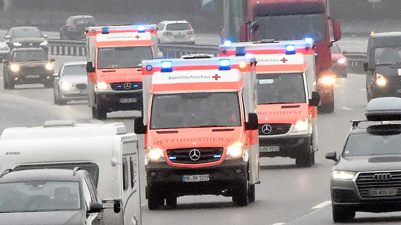 Unfall auf der A8 beim Holfoldinger Forst. Die Bilder.