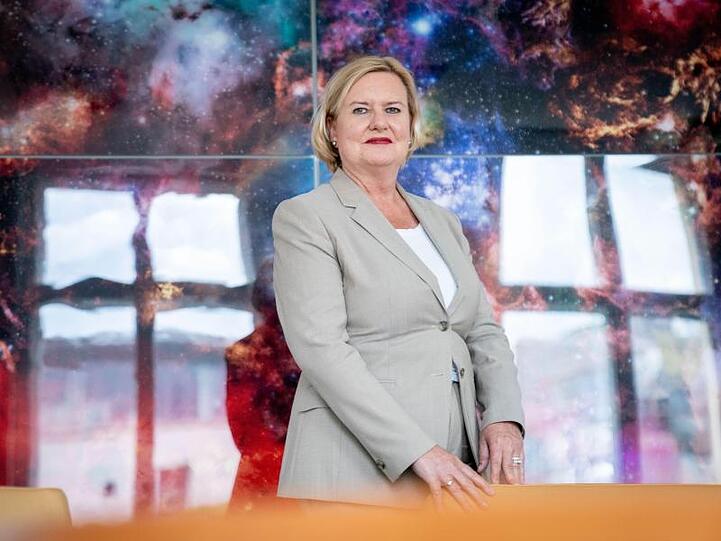 Die neue Wehrbeauftragte, Eva Högl (SPD), rät zu Wachsamkeit.