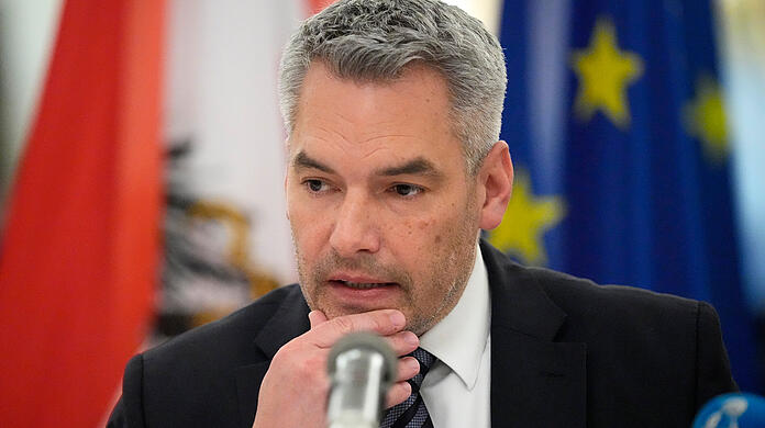 Österreichs Bundeskanzler Karl Nehammer traf sich mit dem russischen Präsidenten Wladimir Putin.