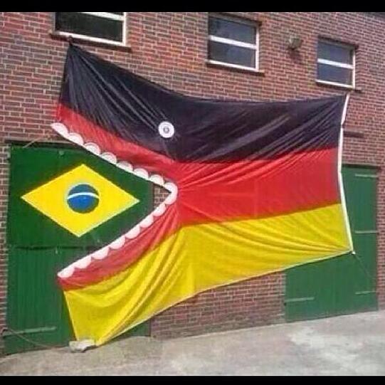 So feiert das Netz Deutschlands historischen Sieg über Brasilien.