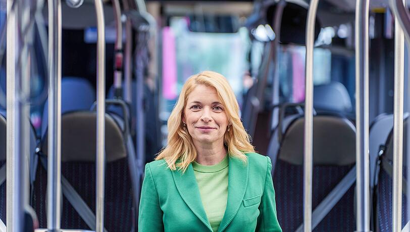 Die designierte neue Bahnchefin hat vor einigen Monaten selbst einen Lokführerschein gemacht.