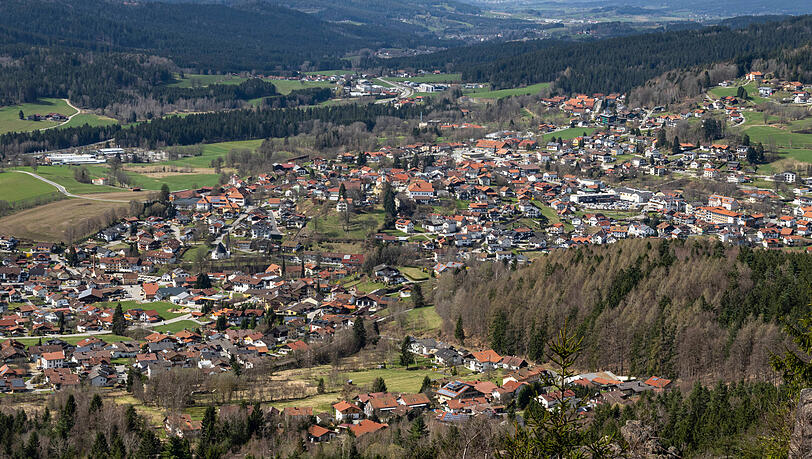 Bodenmais in Niederbayern gilt als idyllischer Urlaubsort. B&uuml;rgermeister dort ist Michael Adam.