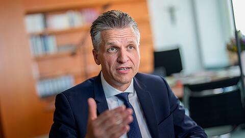 Thorsten Frei wird am h&auml;ufigsten als m&ouml;glicher Nachfolger genannt.