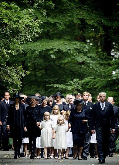 Die niederländische Königsfamilie trauert