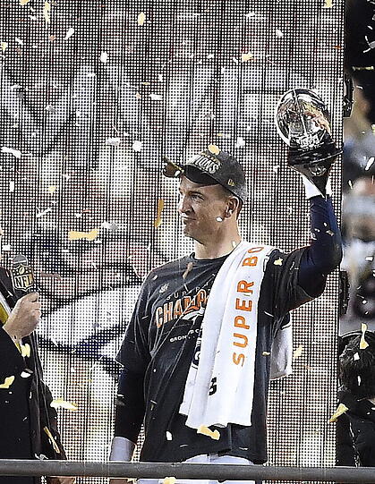 Bronocs-Quarterback Peyton Manning