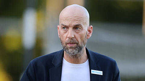 Sechzigs Sport-Geschäftsführer Günther Gorenzel sieht den sportlichen Wettbewerb in Gefahr. (Archivbild)