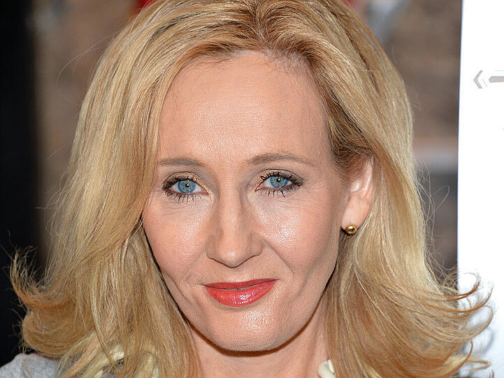J.K. Rowling ist "Die, deren Bäume nicht geschnitten werden dürfen" - Wenn das nämlich passiert, herrscht Chaos auf den Straßen