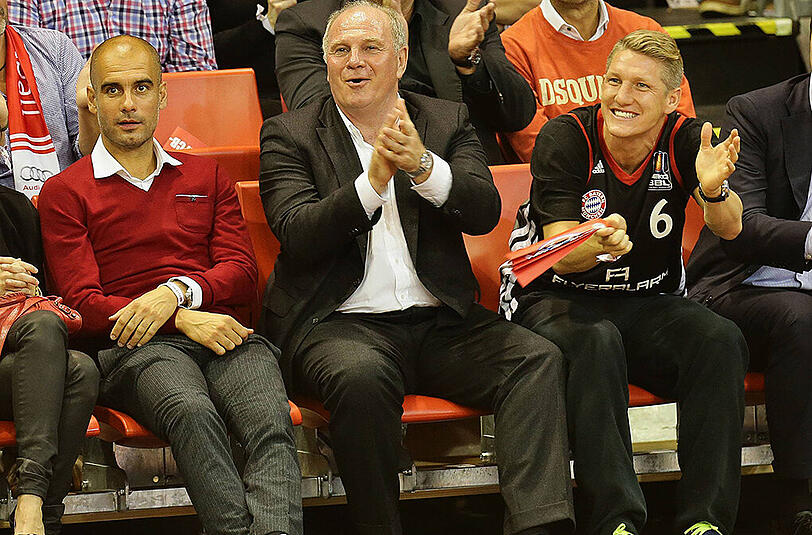 Auch Abseits des Fußball-Platzes hat er im Herzen den FC Bayern und Sport. So ist er bei den Spielen der Basketball-Mannschaft der Bayern ein Dauergast