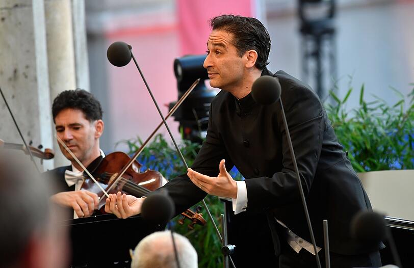 Der Dirigent Andrés Orozco-Estrada.