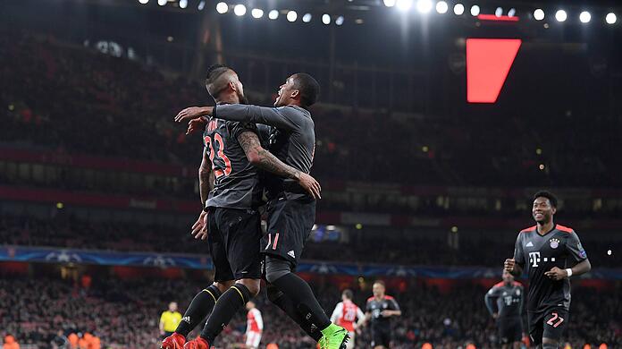 Gewannen 2017 mit 5:1 gegen Arsenal: Die Bayern-Stars um Douglas Costa und Arturo Vidal.