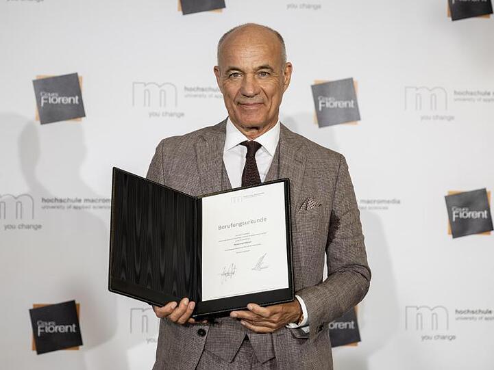 Heiner Lauterbach ist "Honorarprofessor" für Schauspiel, Film und Fernsehen an der Hochschule Macromedia.