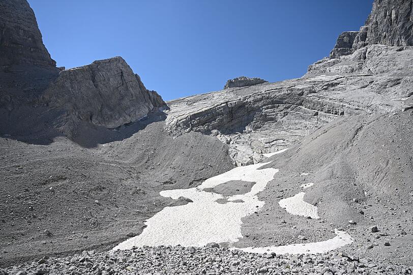 Der Watzmanngletscher wirkt kaum noch ein Gletscher. Der Watzmanngletscher wirkt kaum noch ein Gletscher.