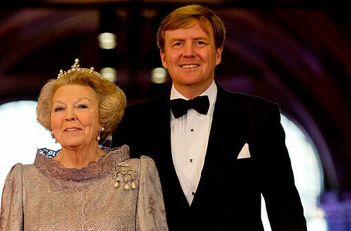 Thronfolge in den Niederlanden: Am Dienstag hat Königin Beatrix die Regentschaft an ihren Sohn Willem Alexander übergeben.
