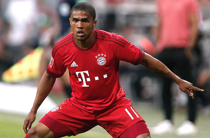 Beim FC Bayern reden derzeit alle über Douglas Costa.