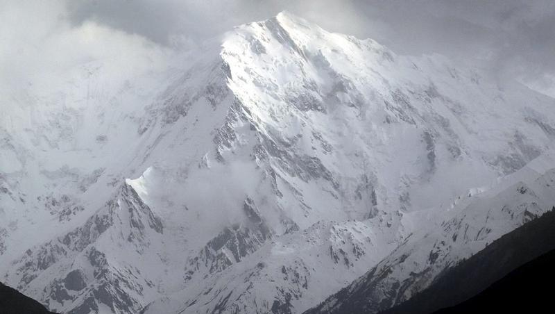 Das Bergsteiger-Drama an den Hängen des Nanga Parbat ist noch immer nicht beendet. Das Bergsteiger-Drama an den Hängen des Nanga Parbat ist noch immer nicht beendet.