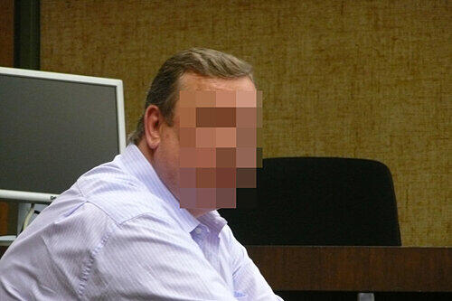 Angeklagt: Klaus H. (52) legte alte Leute rein.