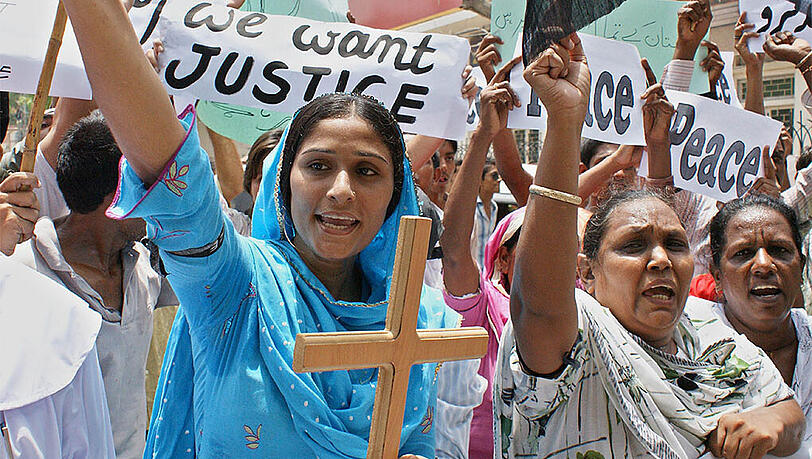 Demonstration pakistanischer Christen in Hyderabad. Zwar sind Christen in vielen islamischen Ländern Repressalien ausgesetzt. Besonders schlimm steht es aber um Gläubige in Nordkorea. Demonstration pakistanischer Christen in Hyderabad. Zwar sind Christen in vielen islamischen Ländern Repressalien ausgesetzt. Besonders schlimm steht es aber um Gläubige in Nordkorea.