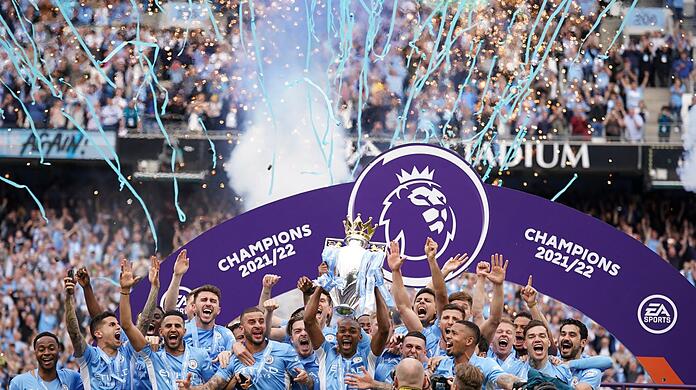 Holt den Titel in der Premier League: Manchester City.