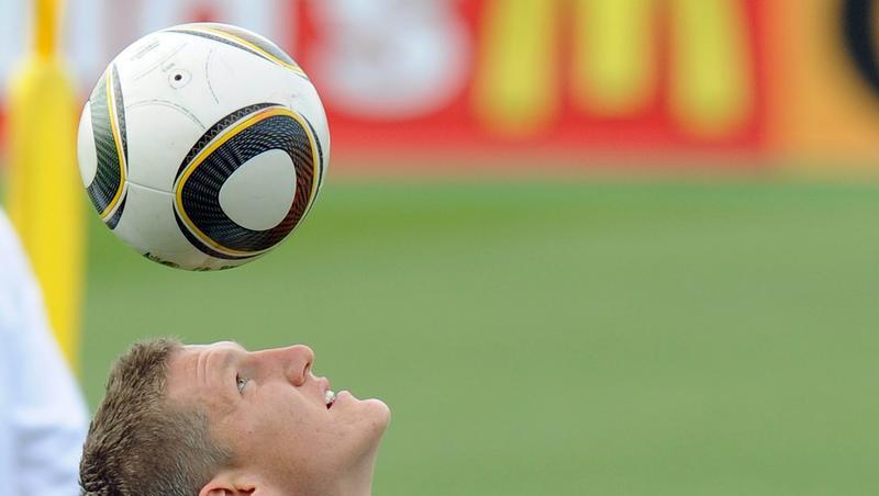 Bastian Schweinsteiger spricht sich für Michael Ballack aus Bastian Schweinsteiger spricht sich für Michael Ballack aus