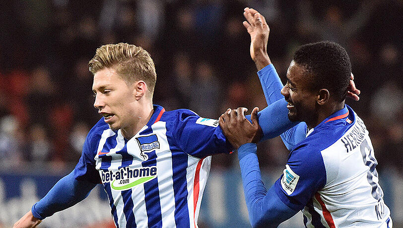 Am 10. Bundesliga-Spieltag erzielte Mitchell Weiser (links - Salomon Kalou) beim 1:0 in Ingolstadt sein erstes Saisontor für Hertha BSC. Am 10. Bundesliga-Spieltag erzielte Mitchell Weiser (links - Salomon Kalou) beim 1:0 in Ingolstadt sein erstes Saisontor für Hertha BSC.