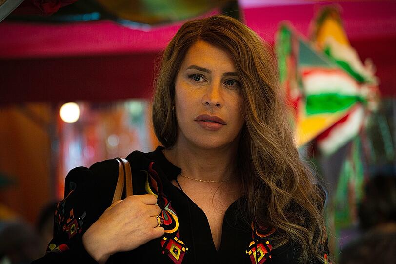 Führt uns mit ihrem Gesicht und Können vom Schock zur Sympathie: Karla Sofía Gascón als Drogenboss und Emilia Perez.