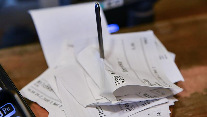 Papierbons sollen bald der Vergangenheit angeh&ouml;ren.