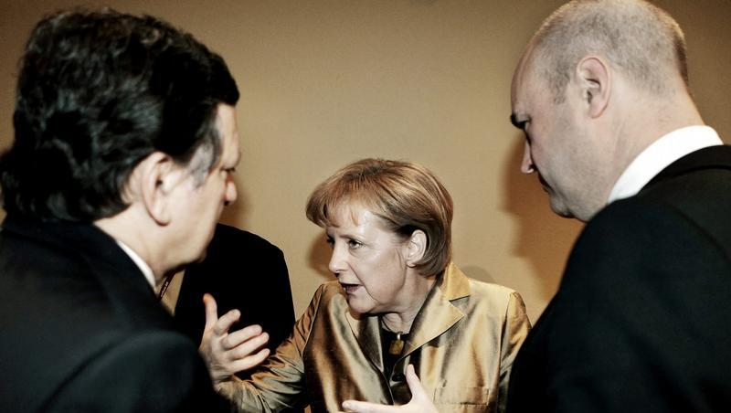 Harte Verhandlungen: Kanzlerin Merkel beim UN-Klimagipfel Harte Verhandlungen: Kanzlerin Merkel beim UN-Klimagipfel