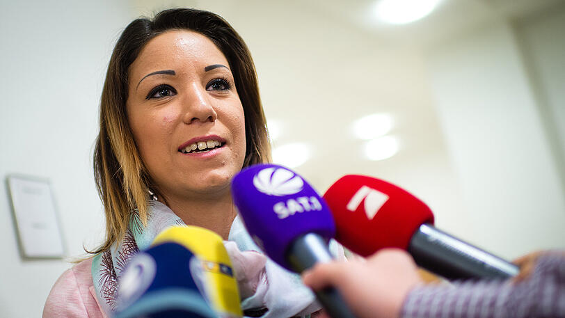Natalie Hot: Cam-Girl verlässt Ampfing