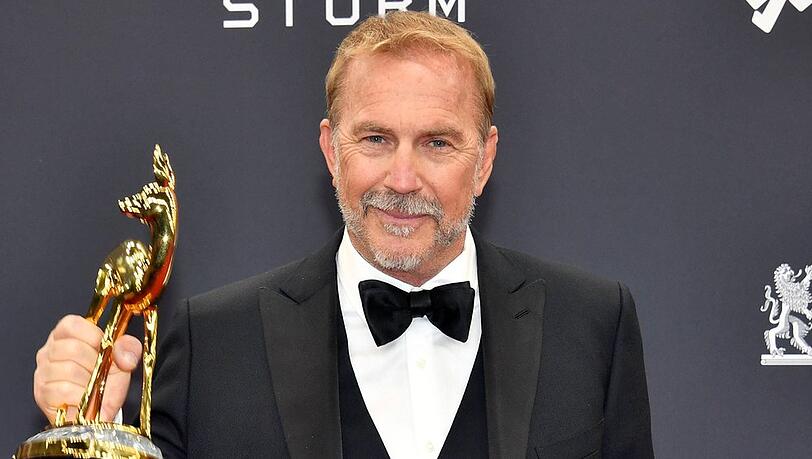 Kevin Costner bekam 2024 in München einen Bambi überreicht.