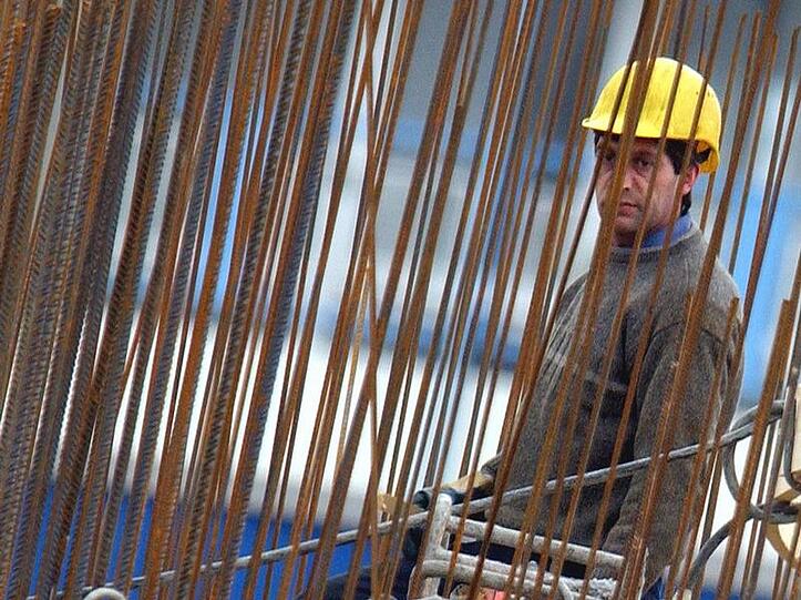 Die Großbaustellen werden langsam weniger: In München machen sich die Auswirkungen der Immobilienkrise bemerkbar.