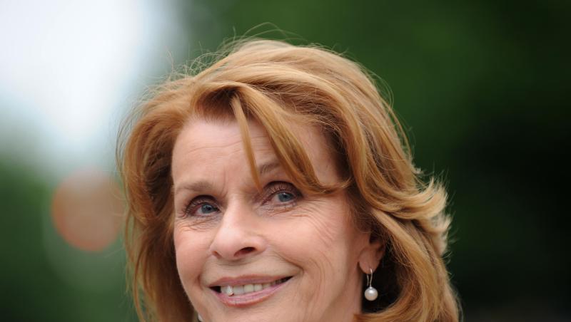 Die Schauspielerin Senta Berger bei Dreharbeiten.