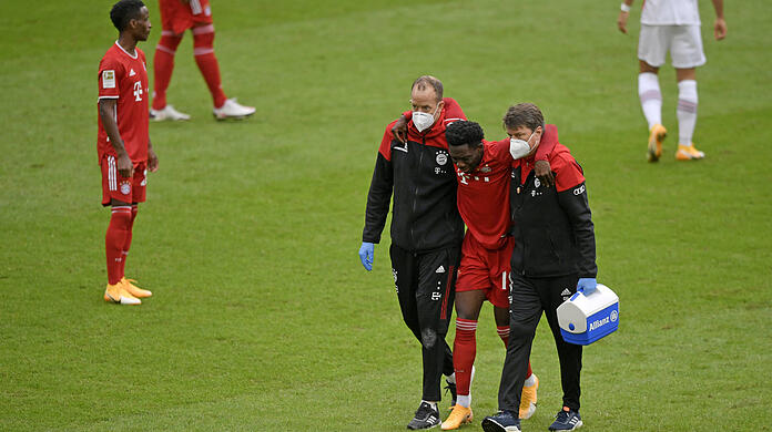 Bereits nach zwei Minuten war das Spiel für Alphonso Davies gelaufen.