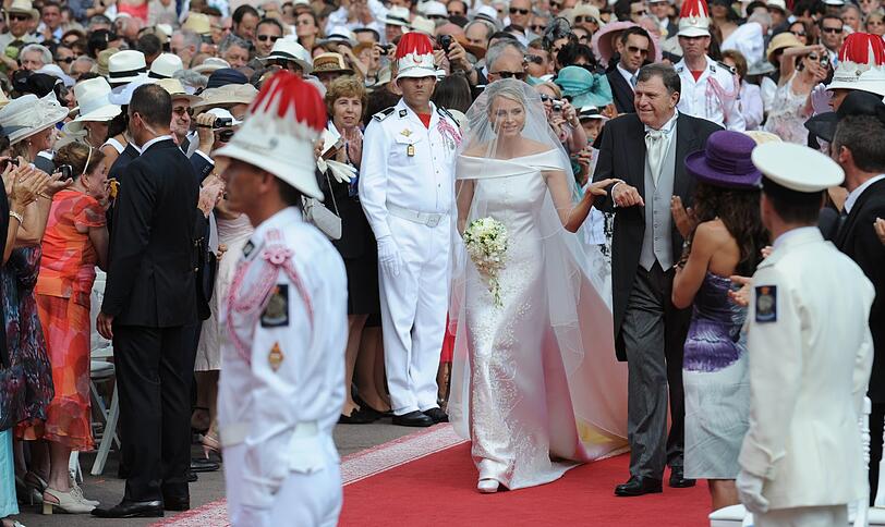 Endlich! Im traumhaften Kleid erschien Prinzessin Charlene bei ihrer Märchenhochzeit in Monaco.