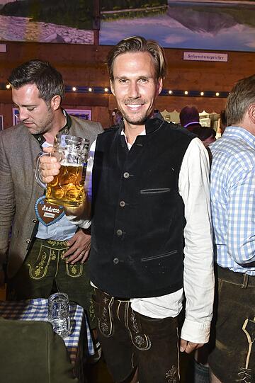 Tino Schuster