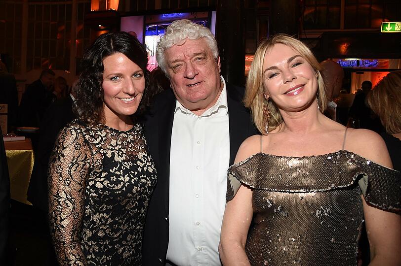 Hans Meiser mit Tochter Sarah Meiser und Saskia Valencia