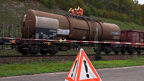 Geringe Mengen von Wasserstoffperoxid traten aus den Kesselwagen aus.
