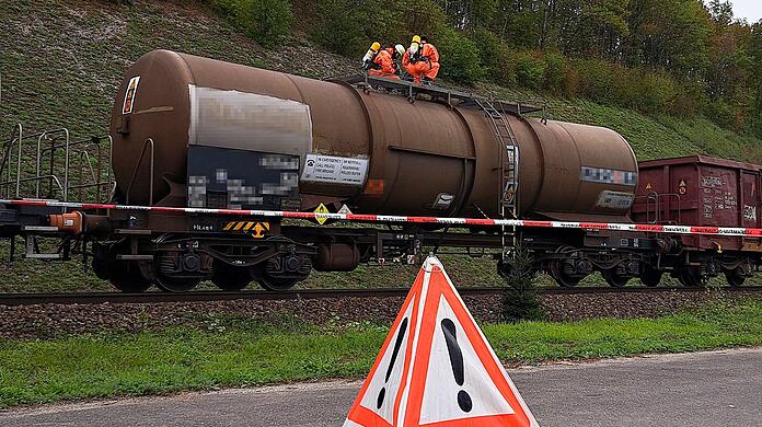 Geringe Mengen von Wasserstoffperoxid traten aus den Kesselwagen aus.