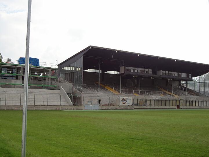 Der Umbau des Grünwalder Stadions schreitet voran.