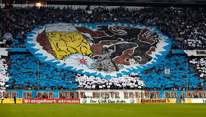 Ein Herz für die Löwen: In Ingolstadt sind bis zu 6000 Löwenfans dabei.