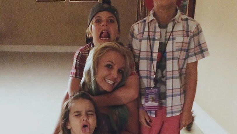 Britney Spears mit ihrer Nichte Lexie (l.) und ihren beiden Söhnen Britney Spears mit ihrer Nichte Lexie (l.) und ihren beiden Söhnen