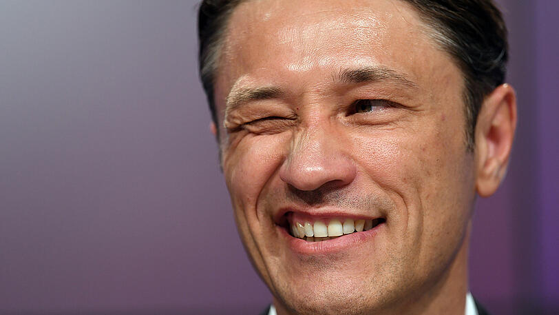 Am Montag wurden Trainer Niko Kovac und Serge Gnabry offiziell vorgestellt. Klicken Sie sich durch die Bilder.