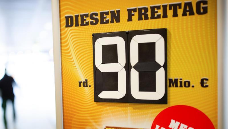 Ein Tipper aus Bayern hat den mit 90 Millionen Euro gefüllten Eurojackpot geknackt. Ein Tipper aus Bayern hat den mit 90 Millionen Euro gefüllten Eurojackpot geknackt.