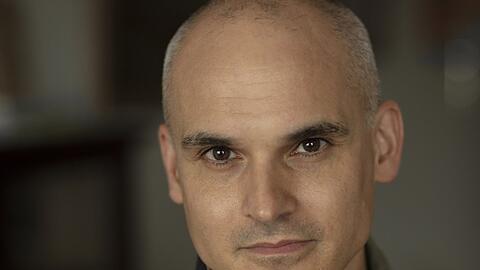 Der Schriftsteller Hernan Diaz.