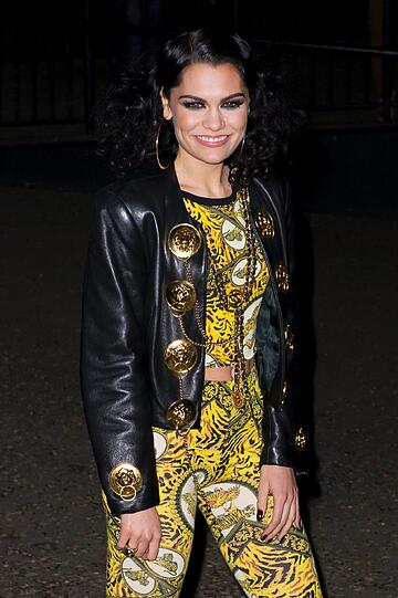 Adele, Lana del Ray, Coldplay, Blur, Rihanna, Nicole Scherzinger, Kylie Minoque und Co: Stars und Sternchen trafen sich am Dienstag in London zur Vergabe der Brit Awards 2012 - sehen Sie hier die besten Bilder.