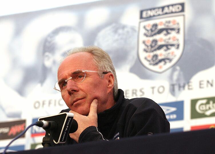Aber was ist eigentlich mit Sven-Göran Eriksson? Anfang des Jahres sagte er den Löwen noch ab. Und derzeit steht er bei einem chinesischen Fußballverein unter Vertrag.