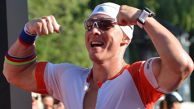 74 Kugeln á 30 Gramm will der Sportler demnächst bezwingen.